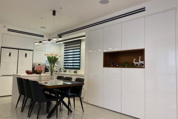 c03346a7-c1b3-4119-82d5-6a0ca4188cde